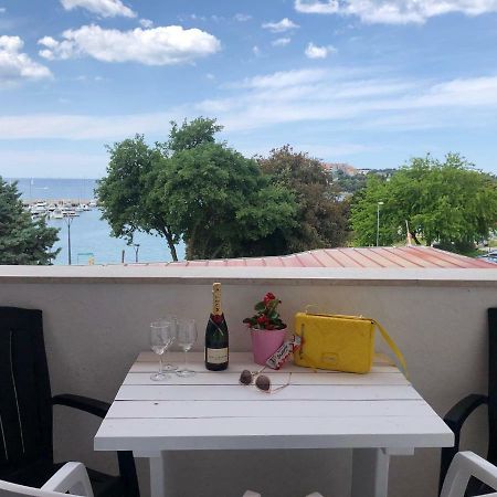 Apartments La Playa Пула Екстер'єр фото