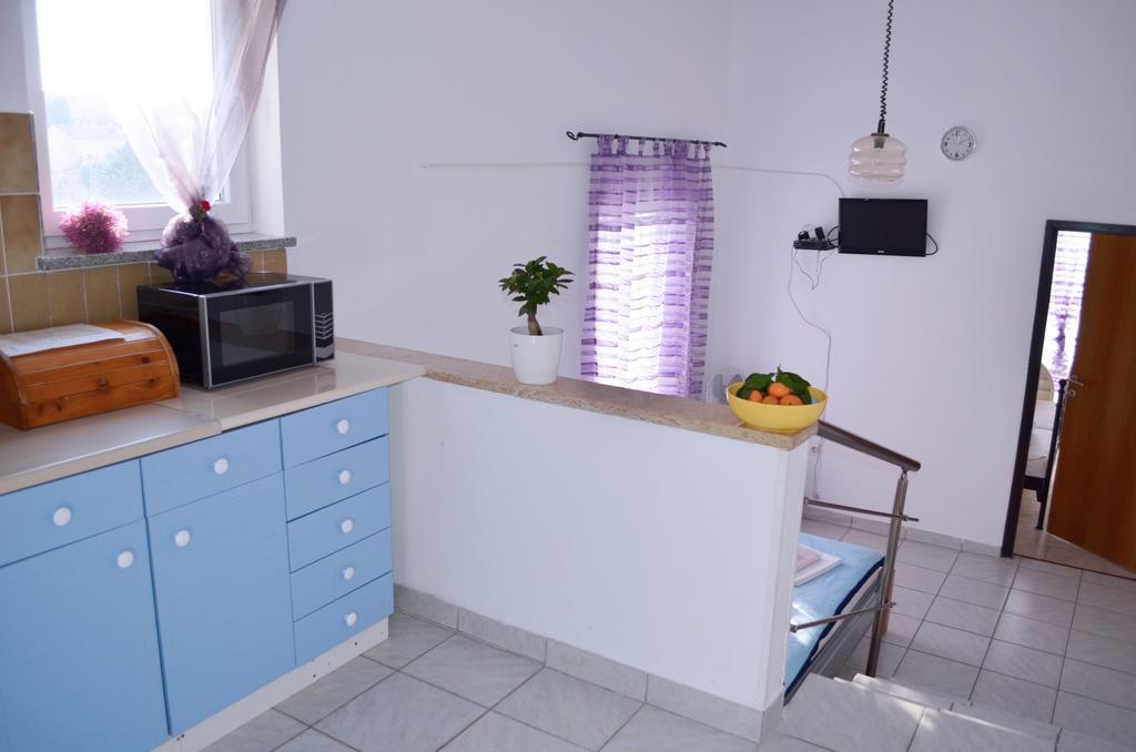 Apartments La Playa Пула Екстер'єр фото
