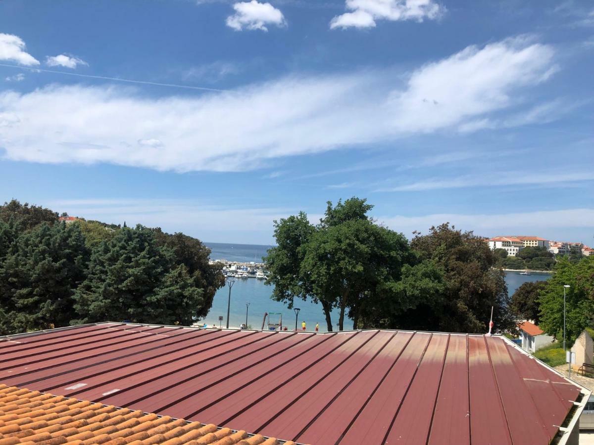 Apartments La Playa Пула Екстер'єр фото